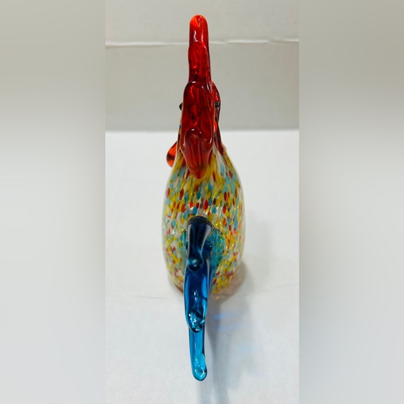 Rooster, murano glass style, bright vibrant colors. NO blemishes. Approx 6” tall - Picture 2 of 6